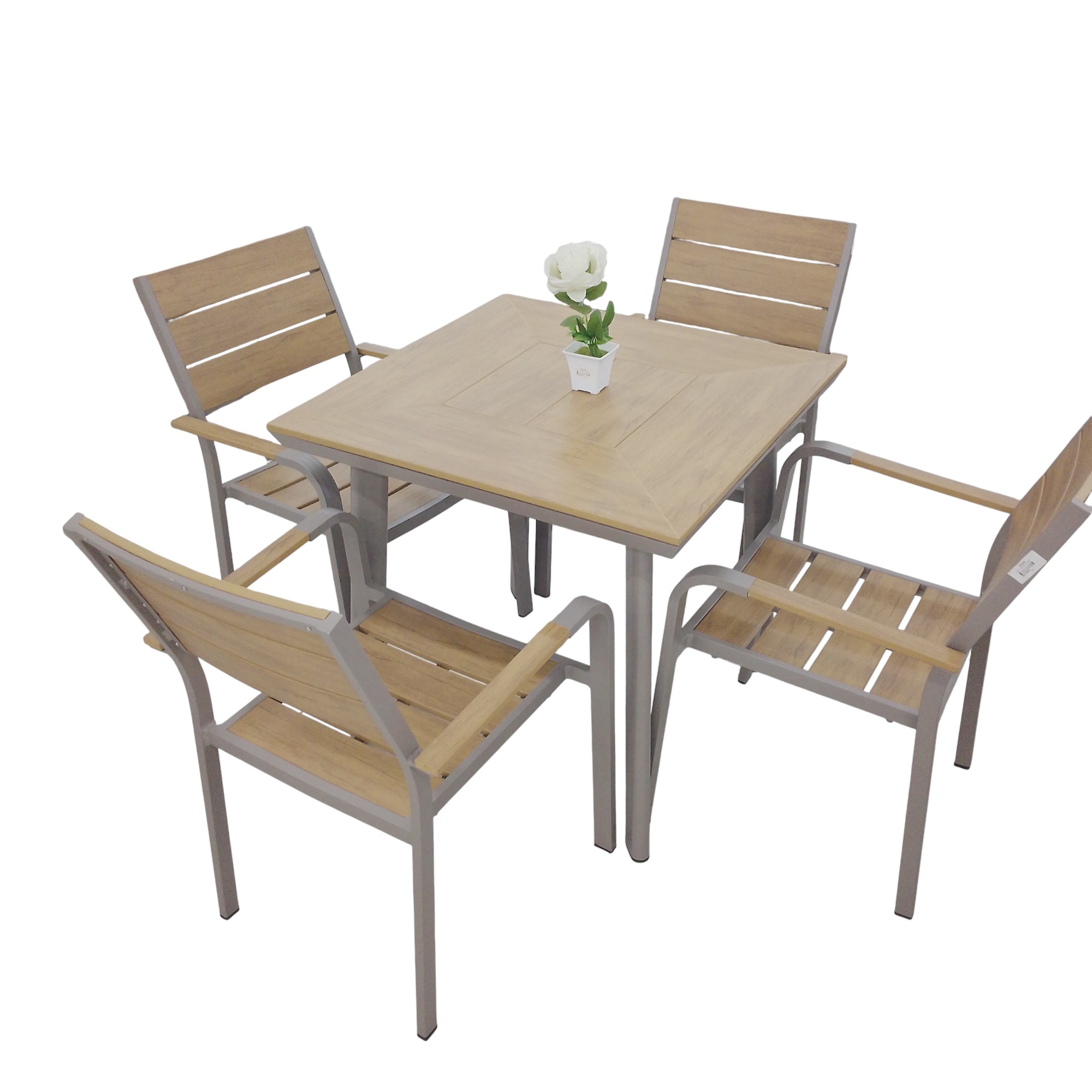 1TABLE 4CHAIRS 80X80CM CHAMPAGNE