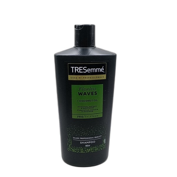 TRESEMME FLAWLESS WAVES SHAMPOO 685ML